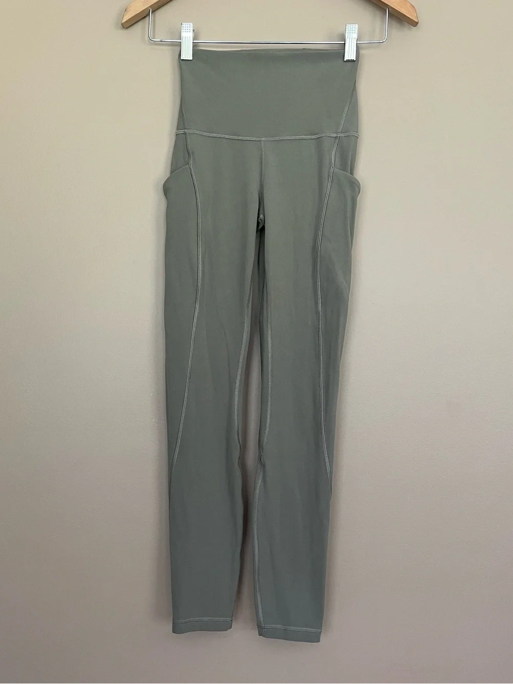 {Lululemon} Align High Rise Pant with Pockets 25